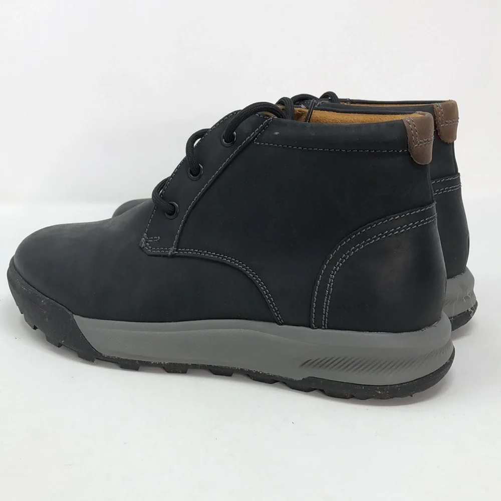 Florsheim Men’s Trailmax Black Leather Chukka Boots - Size 8.5 Wide